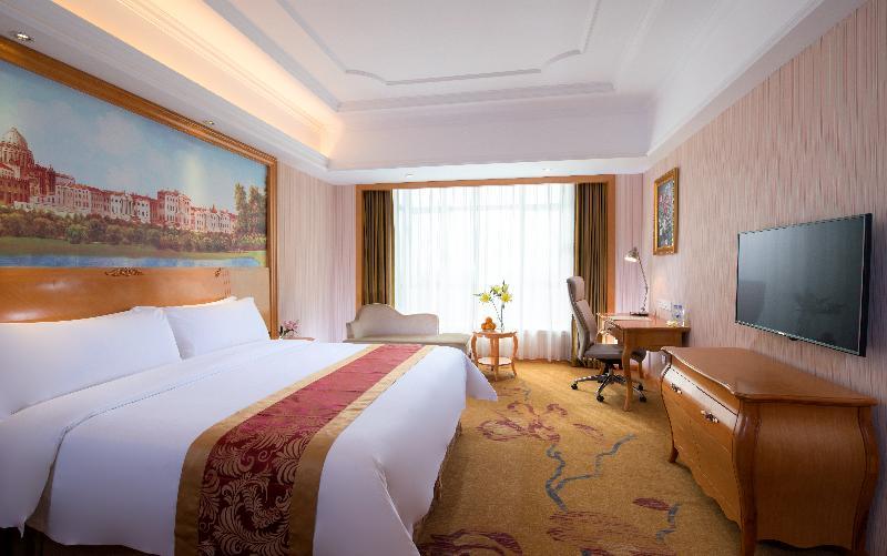 Vienna International Hotel Shenzhen Qianhai Exterior foto